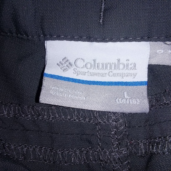 Girls zip off pants/shorts - Picture 3 of 4